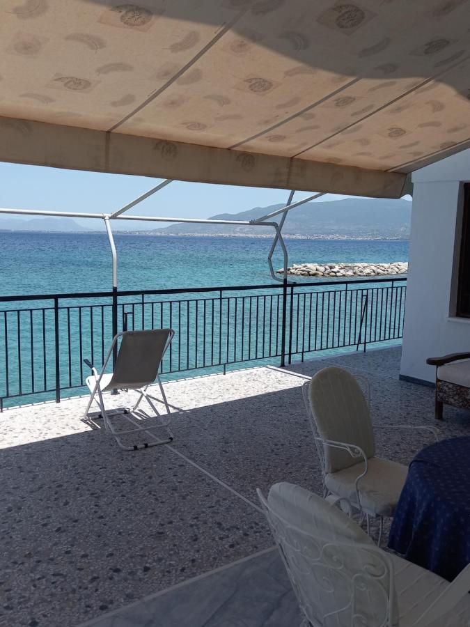 Ekie Apartment With Sea View Καλαμάτα Εξωτερικό φωτογραφία