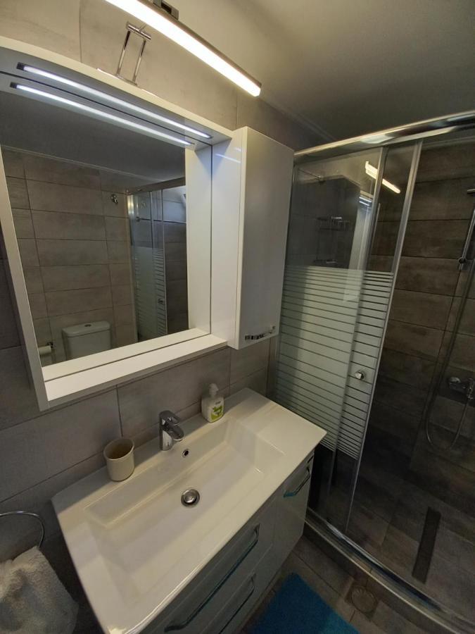 Ekie Apartment With Sea View Καλαμάτα Εξωτερικό φωτογραφία